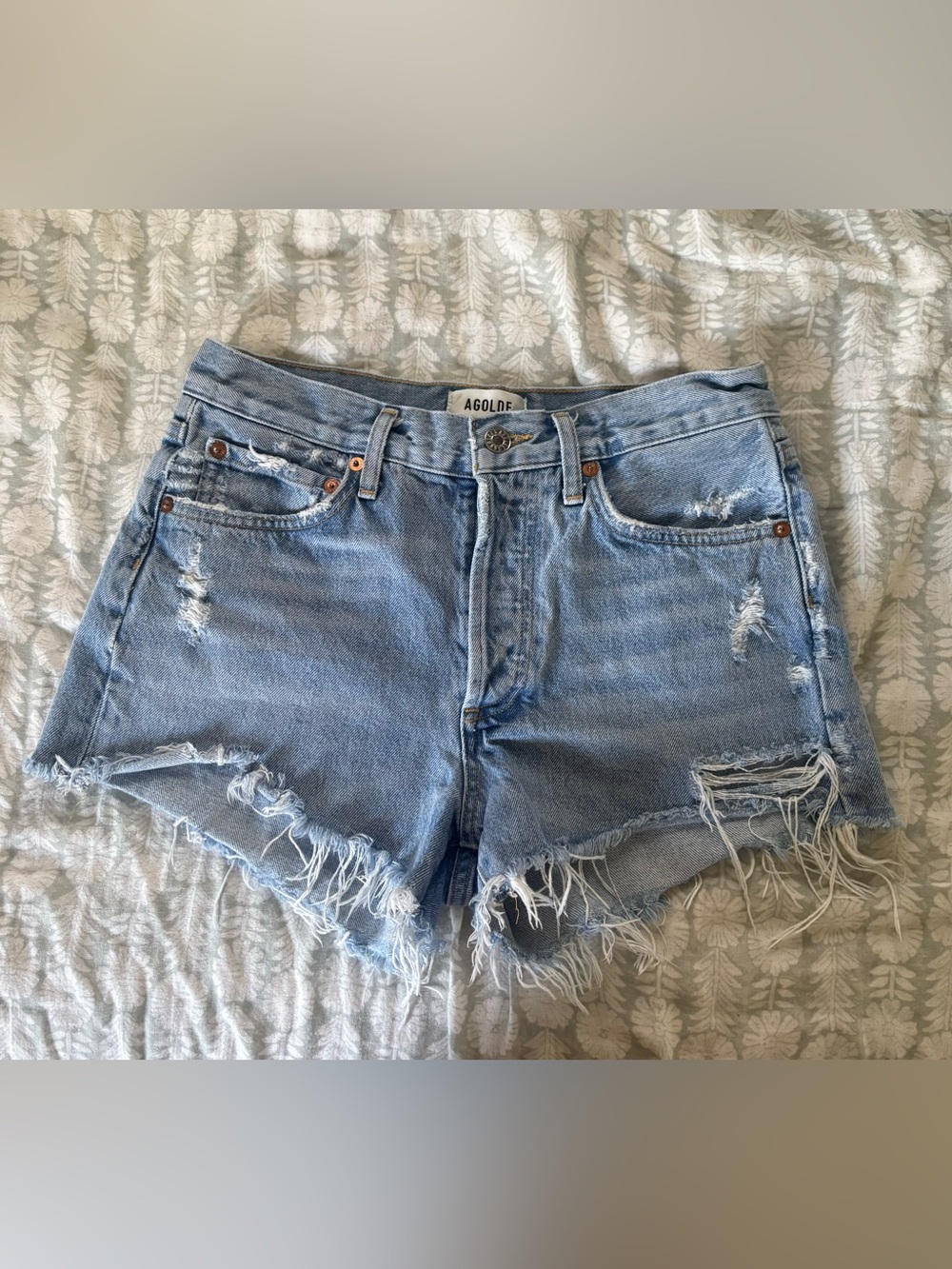 Agolde Medium Wash High-Rise Distressed Denim Shorts 25